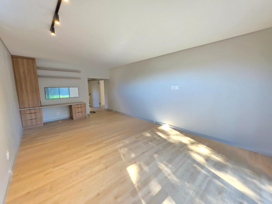 6 Bedroom Property for Sale in Die Boord Western Cape